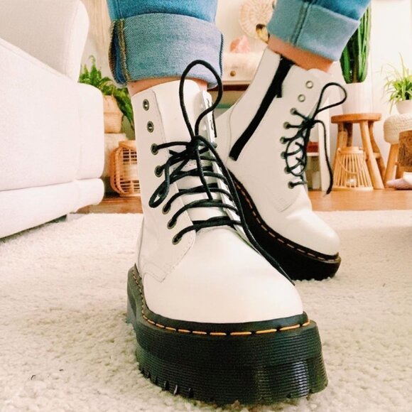 Platform JADON Dr Martens white women's US size 9 -10 Men's US 8 - Picture 3 of 14